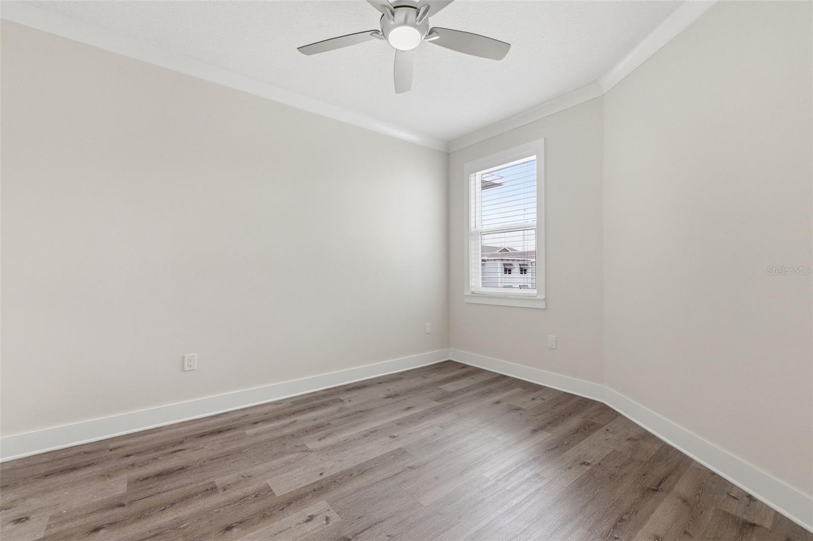 1225 SAVONA DR NE, ST PETERSBURG, FL, 33702