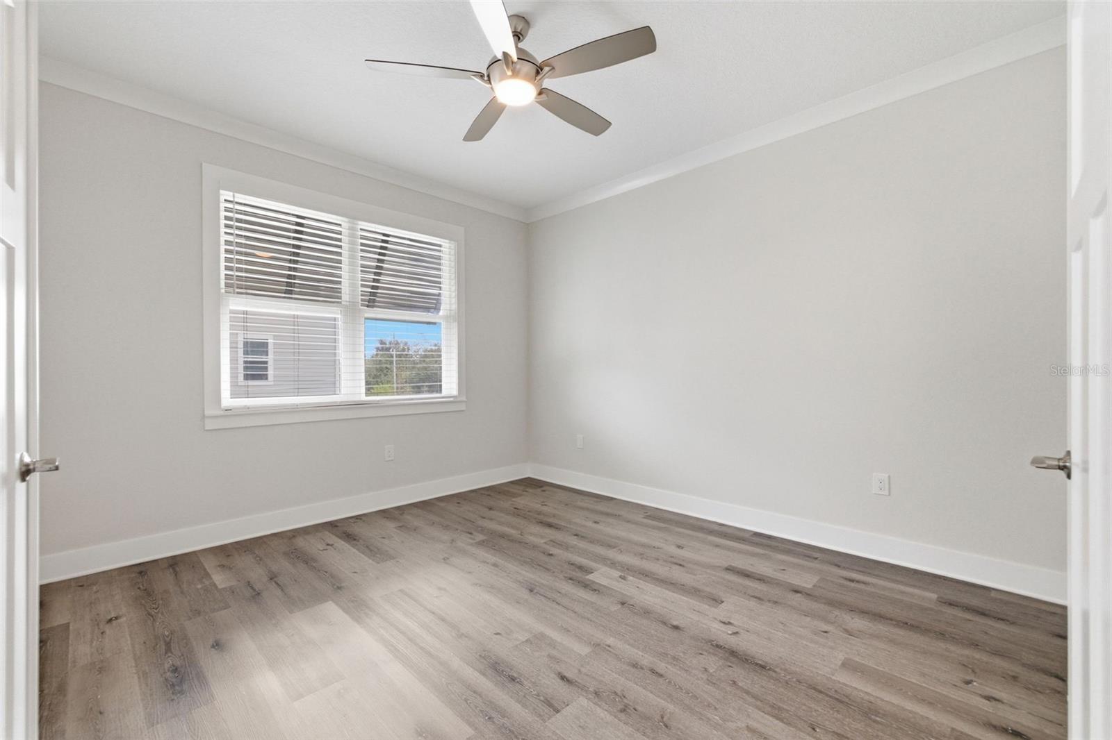 1225 SAVONA DR NE, ST PETERSBURG, FL, 33702