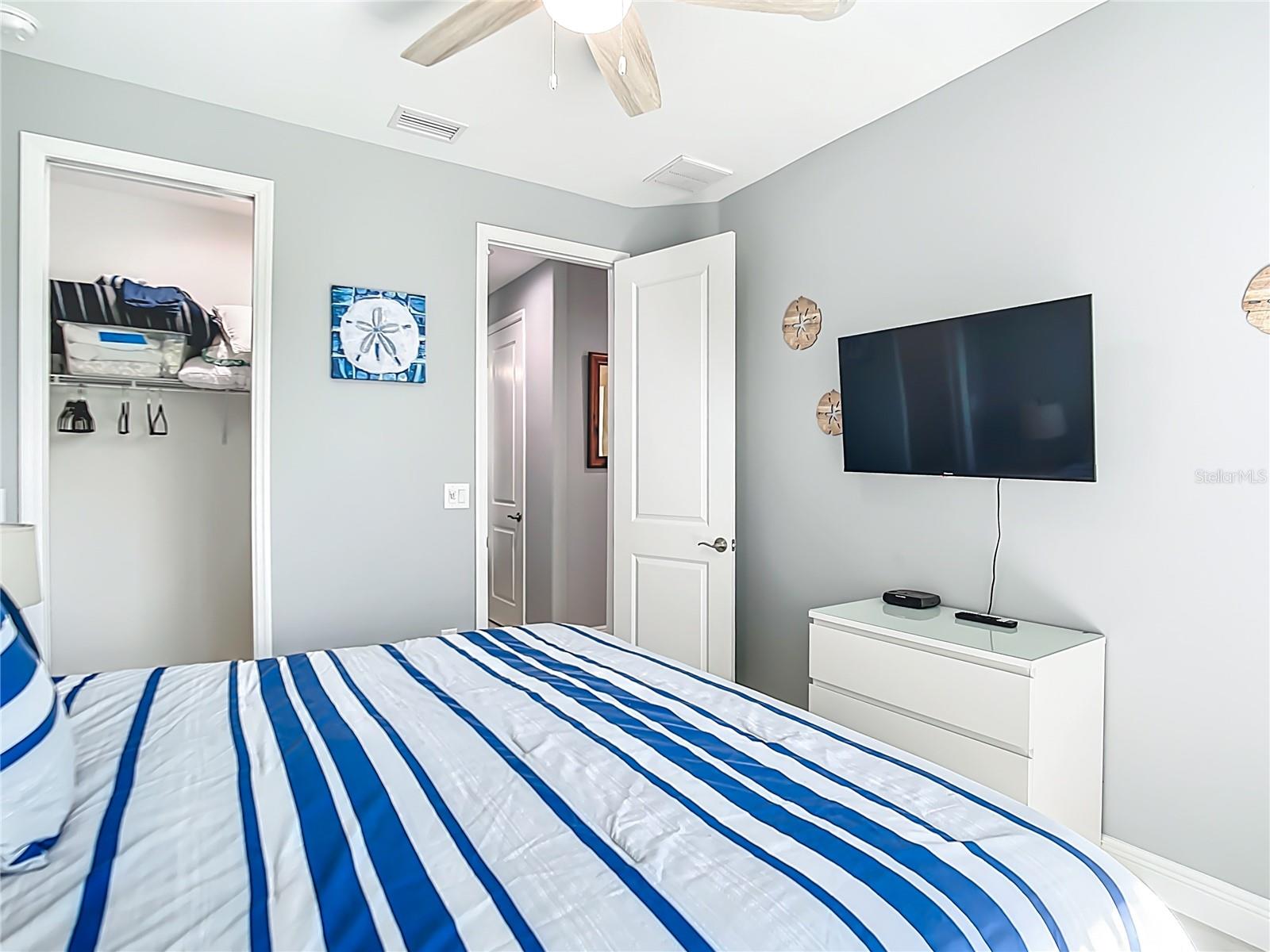 186 FAIRWAY RD, ROTONDA WEST, FL, 33947