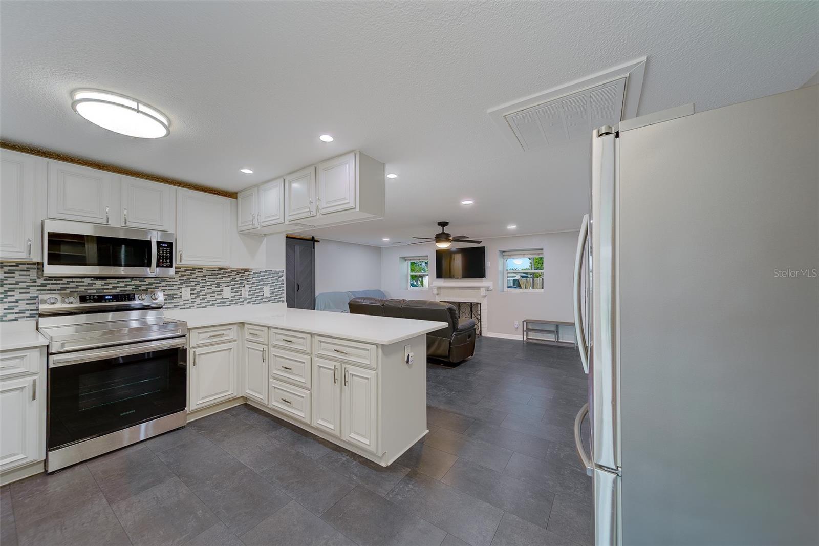7849 86TH WAY N, SEMINOLE, FL, 33777