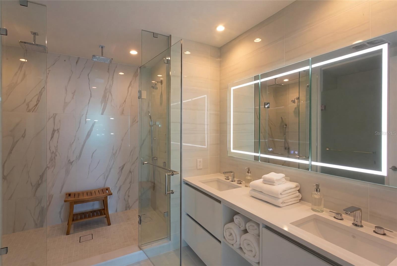 400 CENTRAL AVE #1609, ST PETERSBURG, FL, 33701