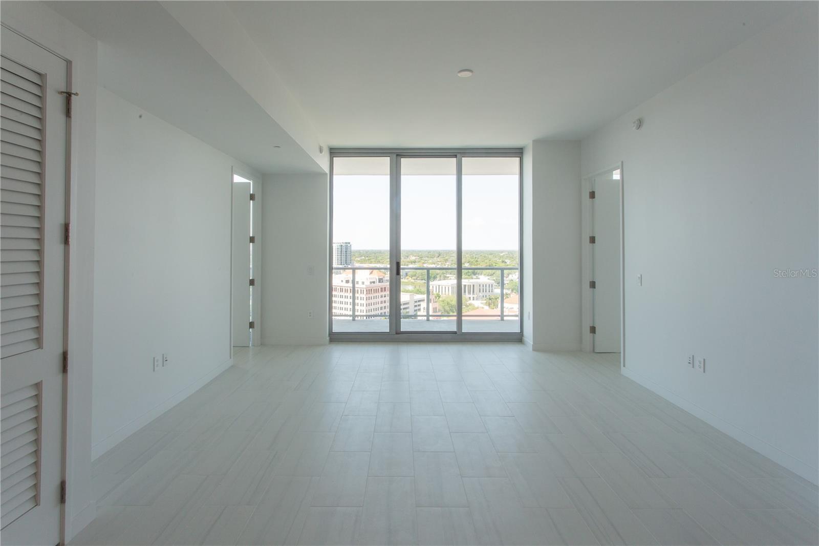 400 CENTRAL AVE #1609, ST PETERSBURG, FL, 33701