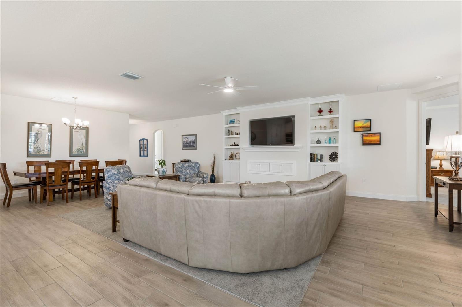 2824 MONAGHAN DR, ORMOND BEACH, FL, 32174