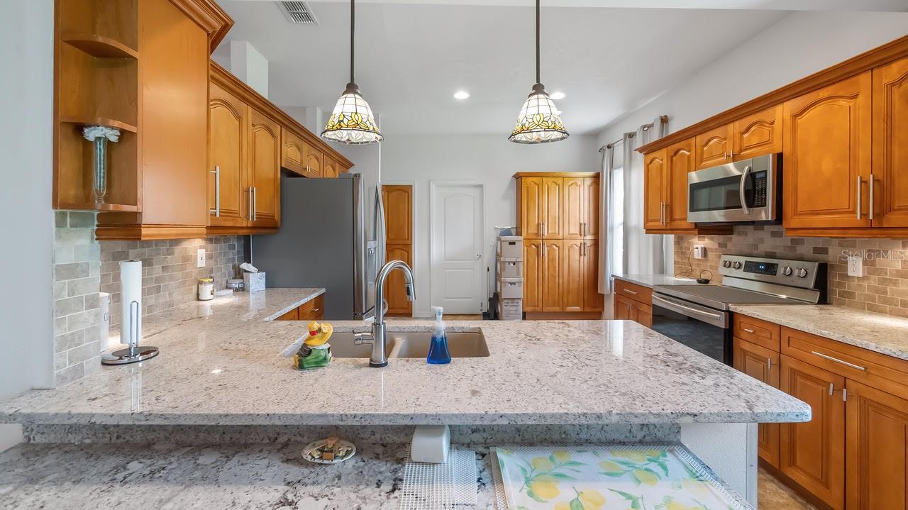 2246 BELSFIELD CIR, CLERMONT, FL, 34711