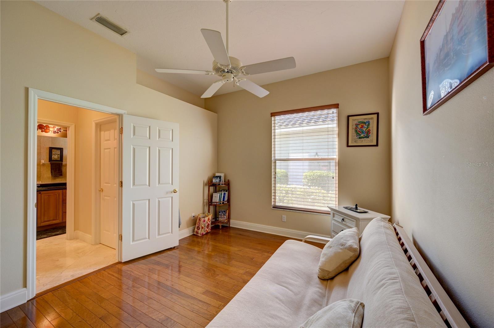 7825 WILTON CRESCENT CIR, UNIVERSITY PARK, FL, 34201