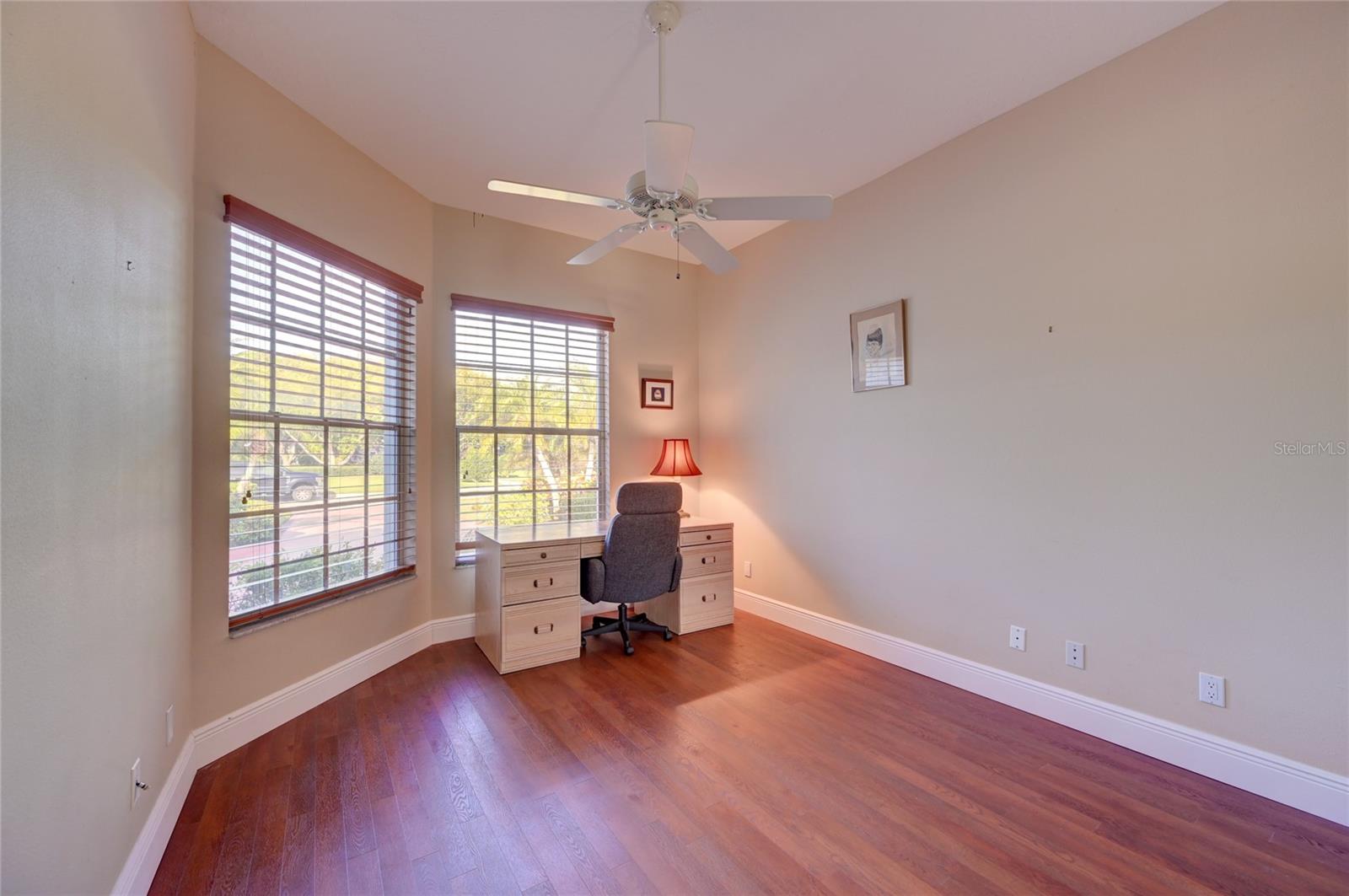 7825 WILTON CRESCENT CIR, UNIVERSITY PARK, FL, 34201