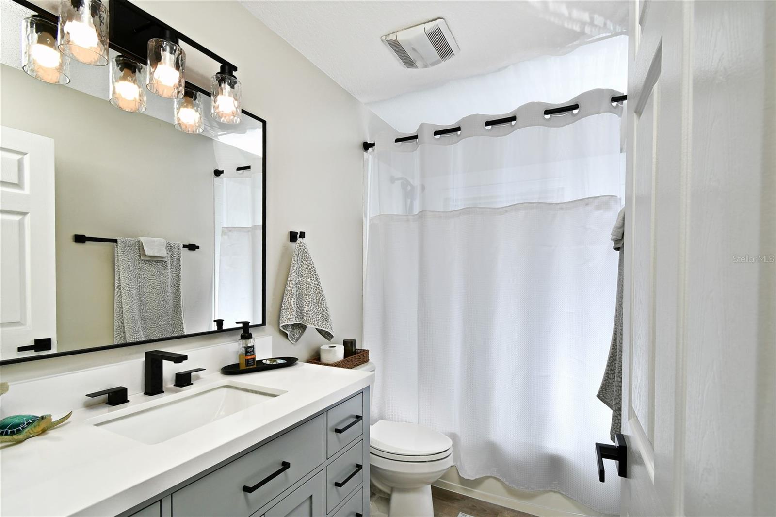 3945 CAPE COLE BLVD, PUNTA GORDA, FL, 33955