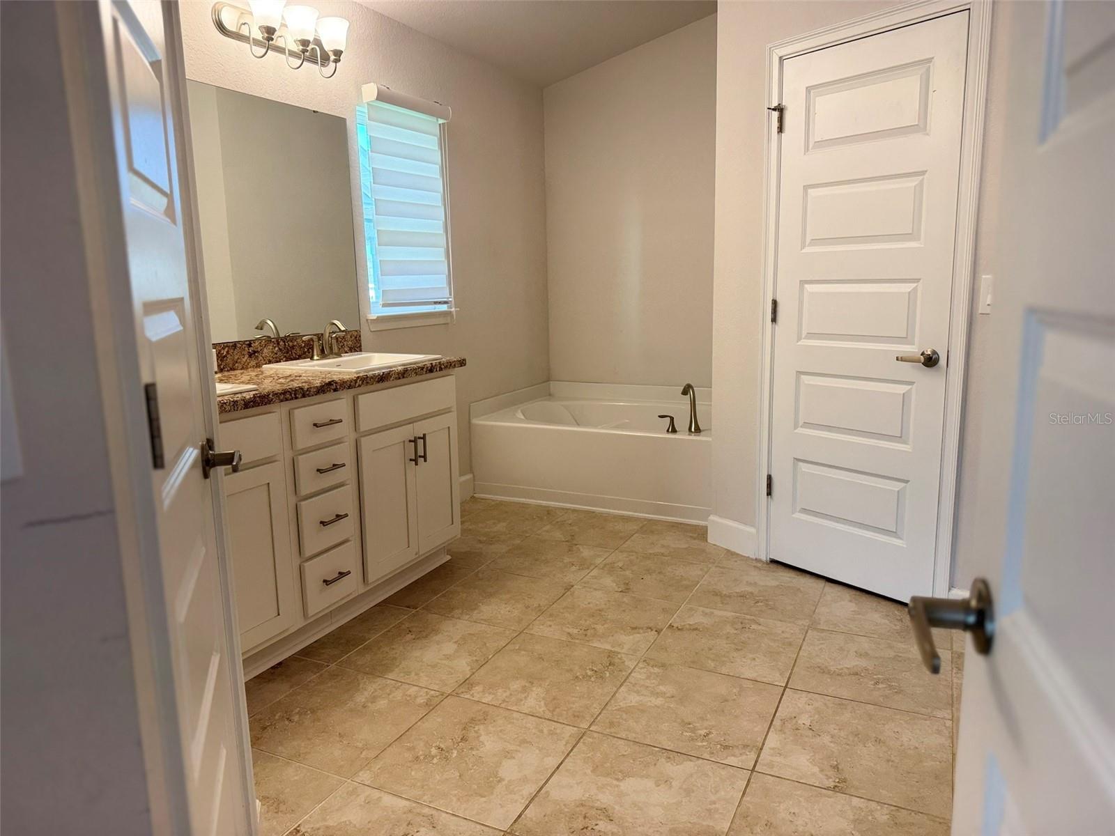 140 KRENSON BAY LOOP N, WINTER HAVEN, FL, 33881
