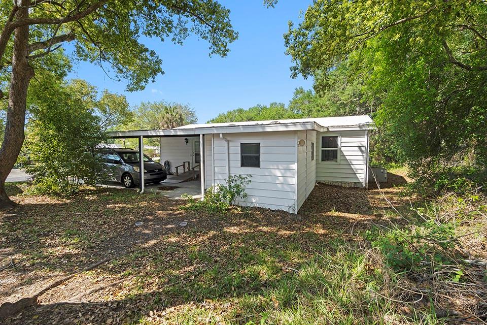 1763 W SCHWARTZ BLVD, LADY LAKE, FL, 32159