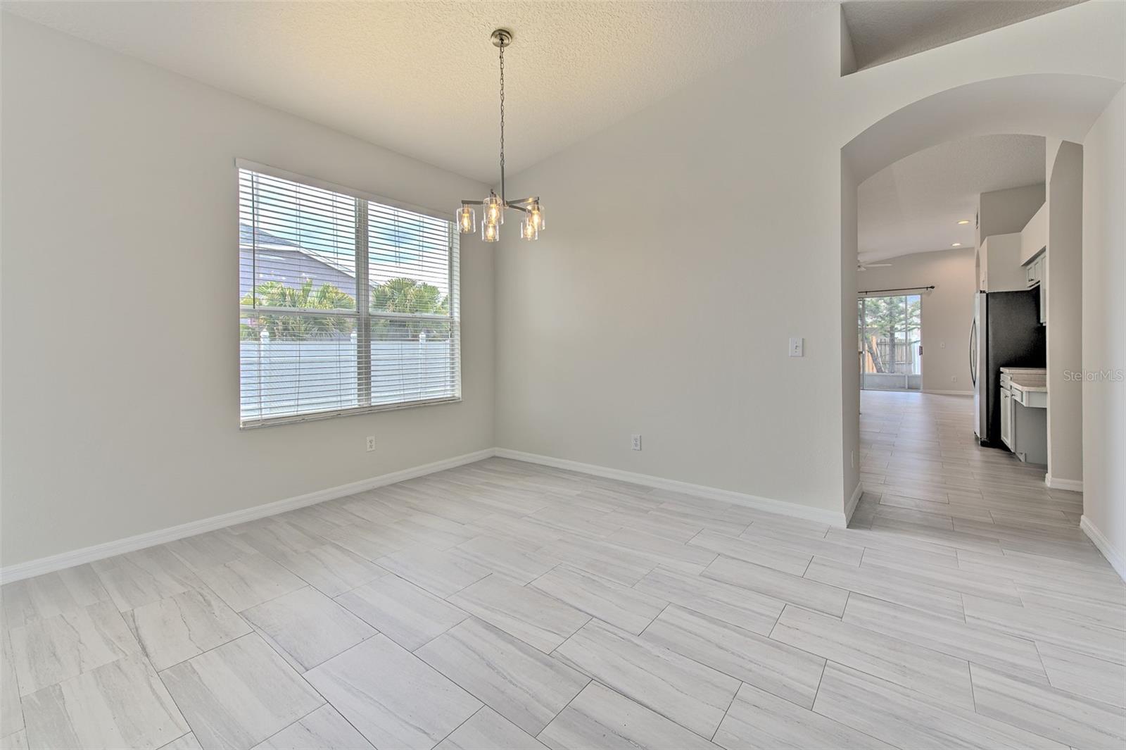 13760 OGAKOR DR, RIVERVIEW, FL, 33579