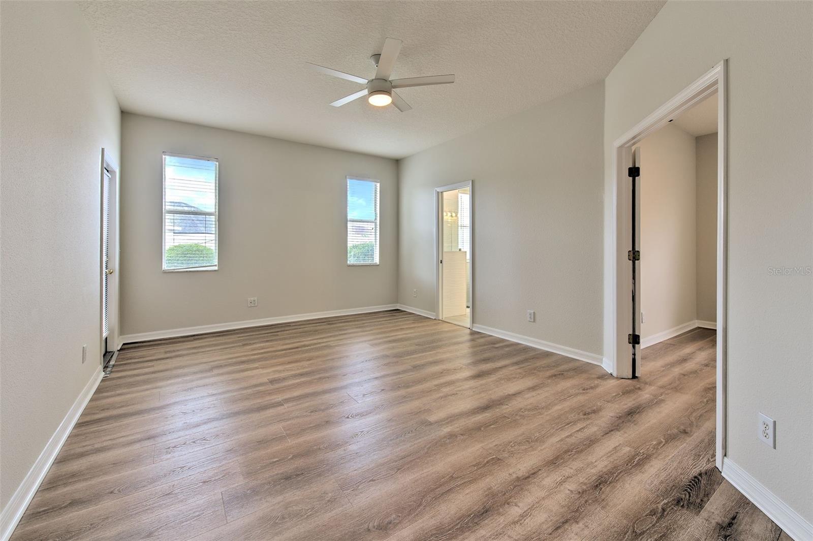13760 OGAKOR DR, RIVERVIEW, FL, 33579