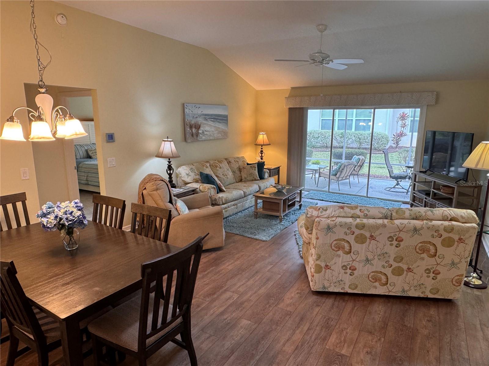1106 HOLLYHOCK WAY, THE VILLAGES, FL, 32163