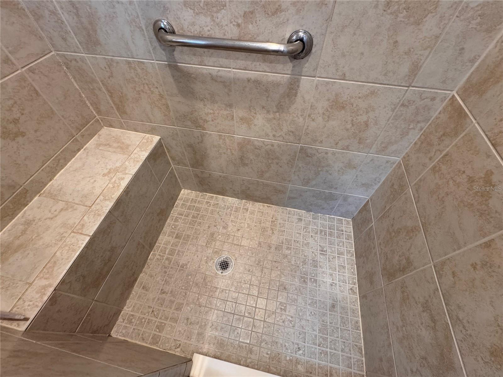 1106 HOLLYHOCK WAY, THE VILLAGES, FL, 32163