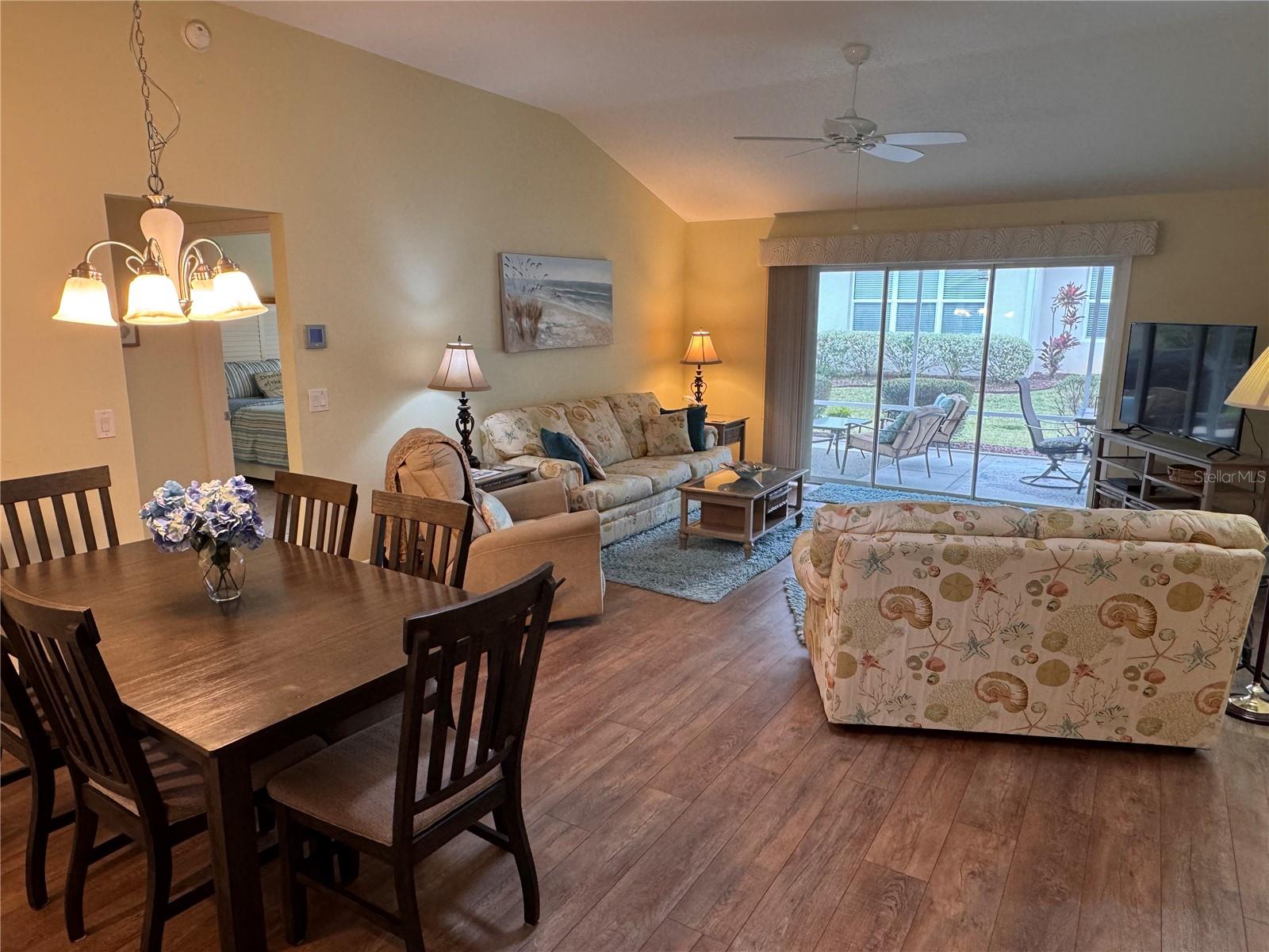 1106 HOLLYHOCK WAY, THE VILLAGES, FL, 32163