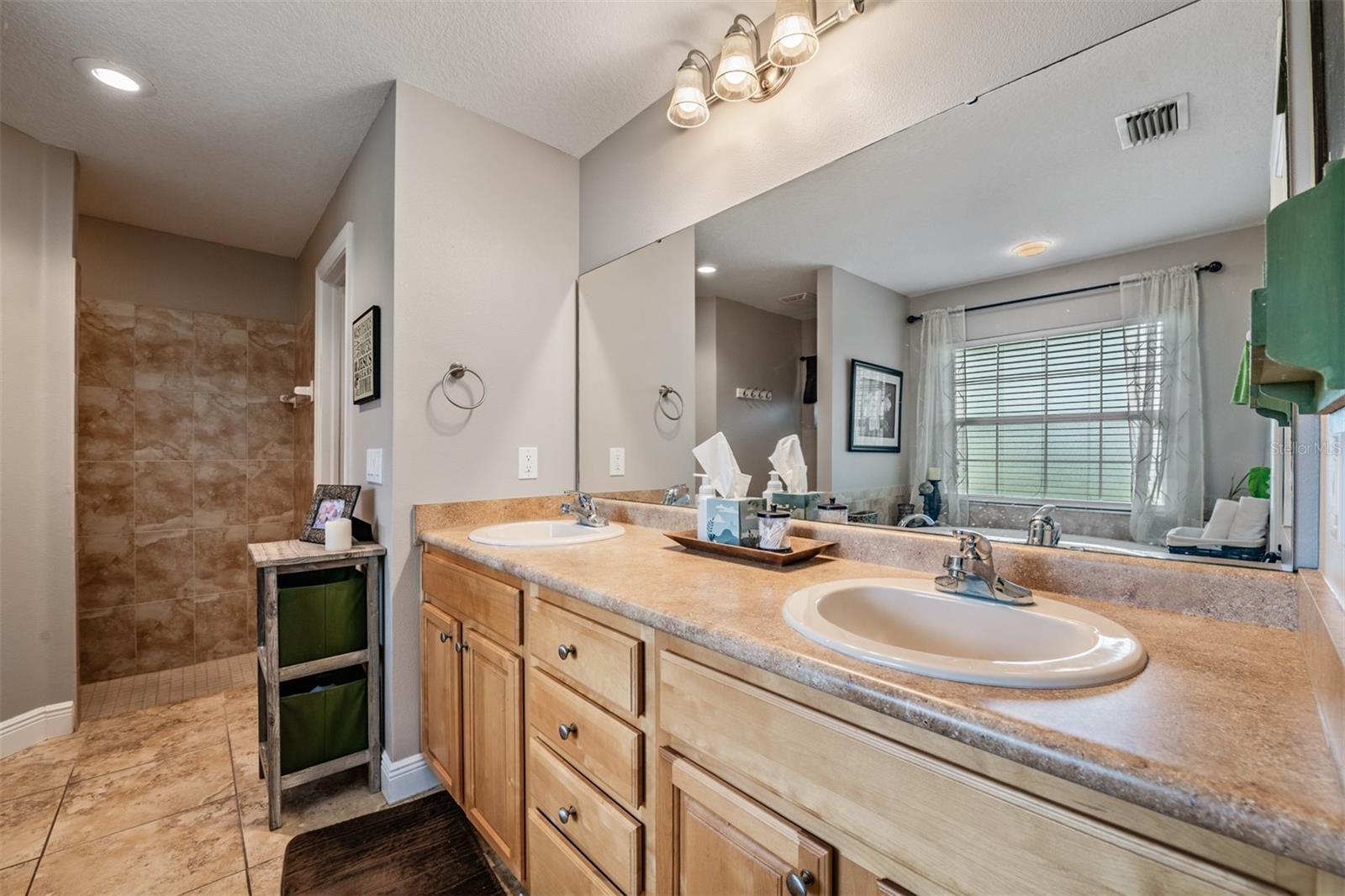 3218 BELLA GARDEN LN, PLANT CITY, FL, 33566