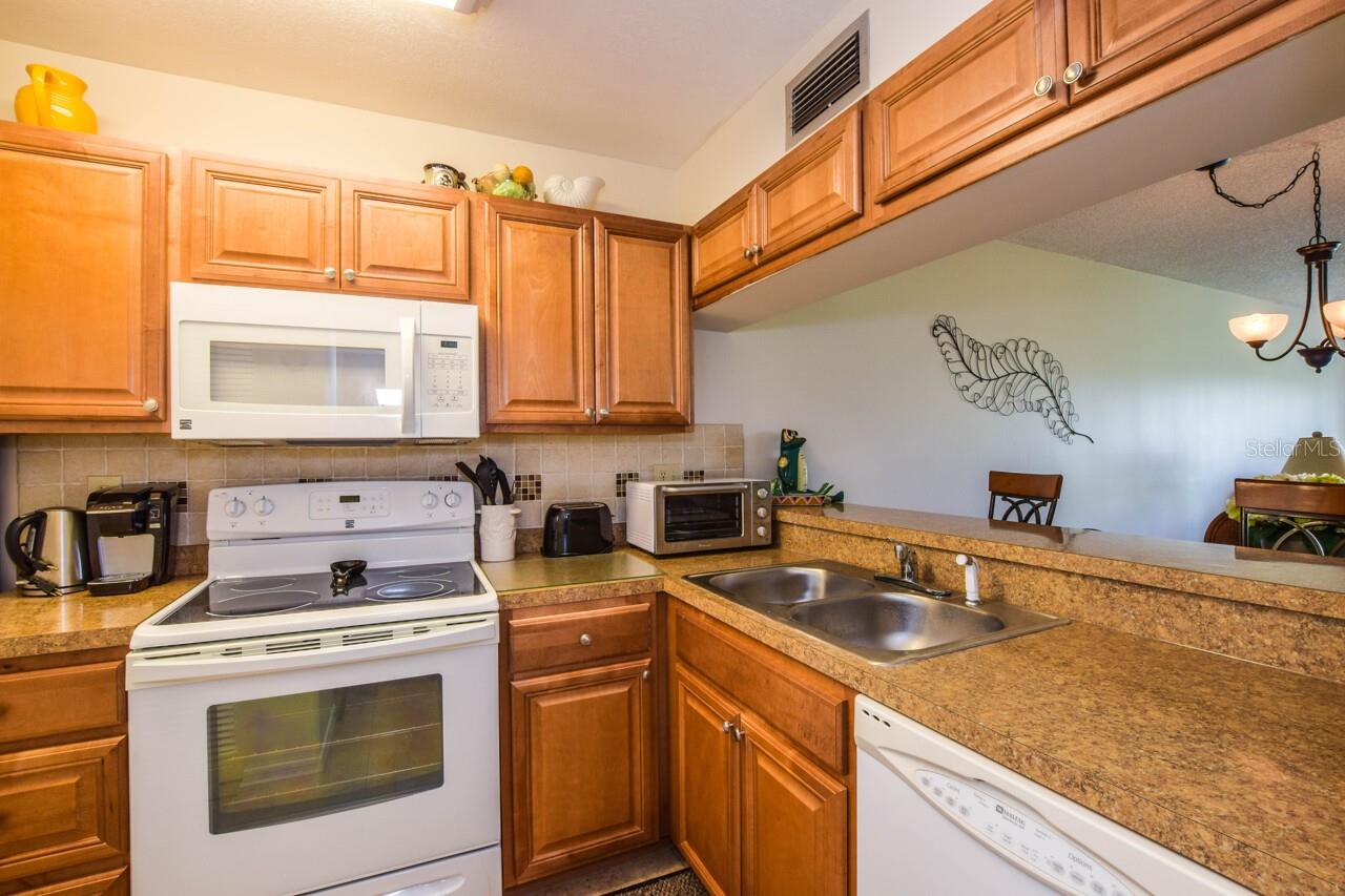 408 CERROMAR CIR S #236, VENICE, FL, 34293