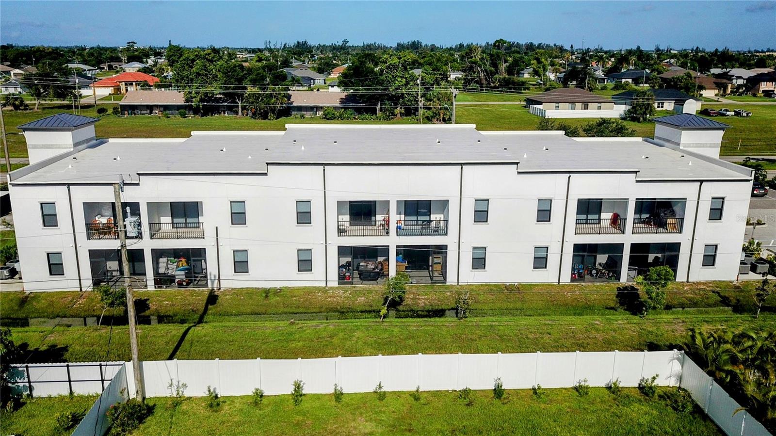 907 SKYLINE BLVD #915, CAPE CORAL, FL, 33991