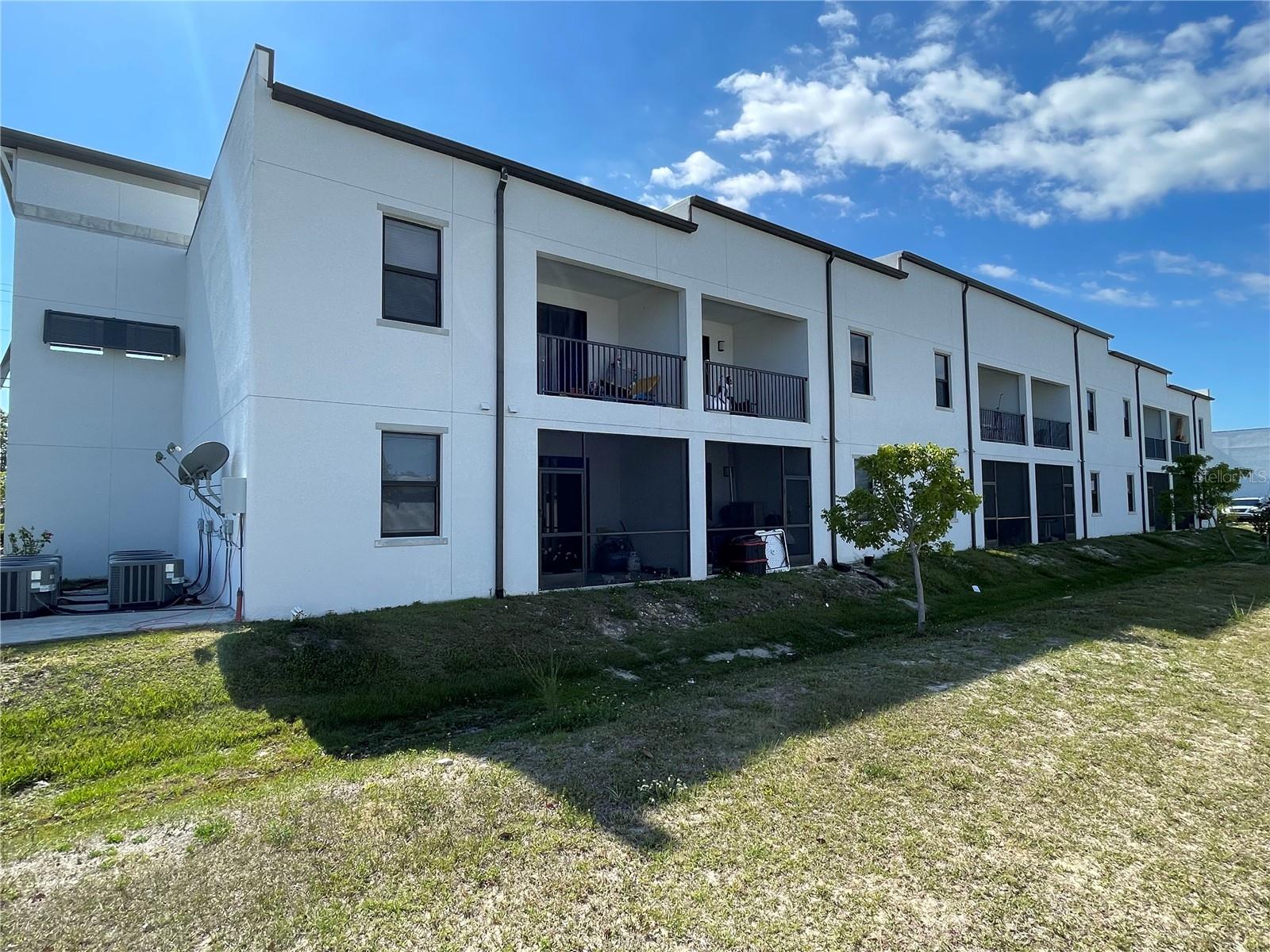 907 SKYLINE BLVD #915, CAPE CORAL, FL, 33991