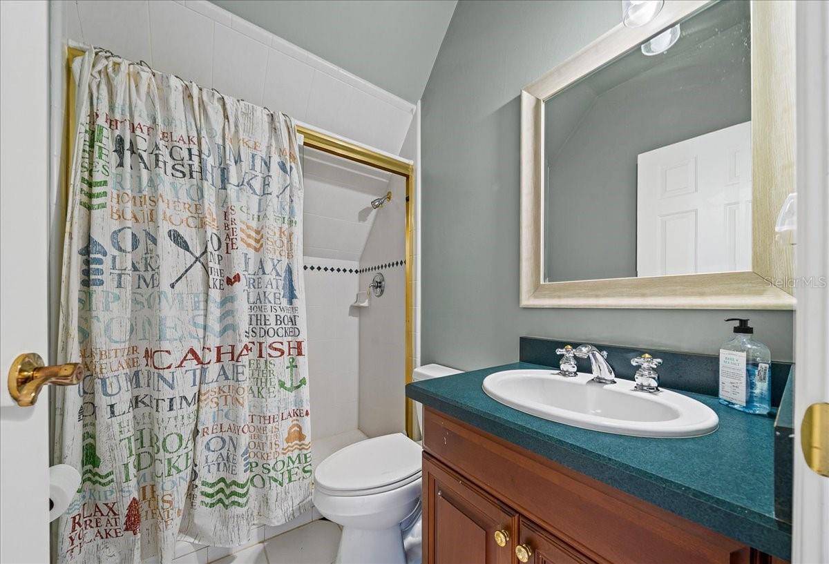 1200 PENINSULA DR, TAVARES, FL, 32778