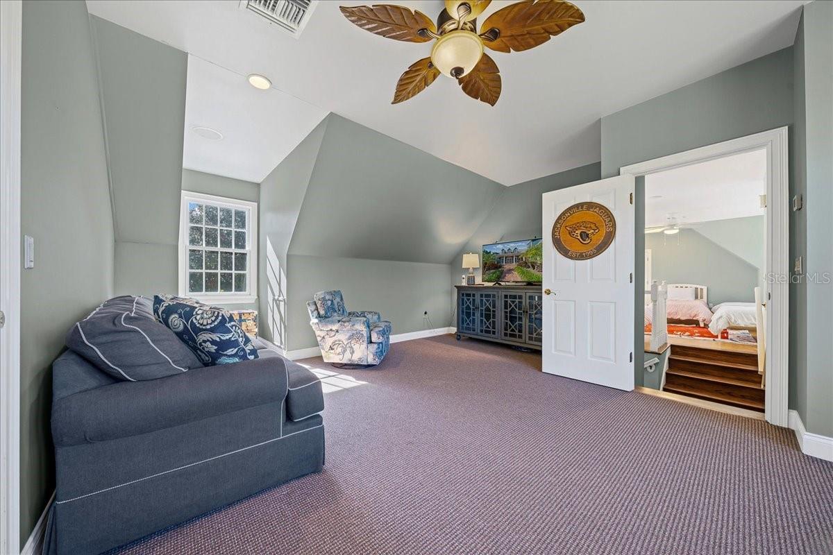 1200 PENINSULA DR, TAVARES, FL, 32778