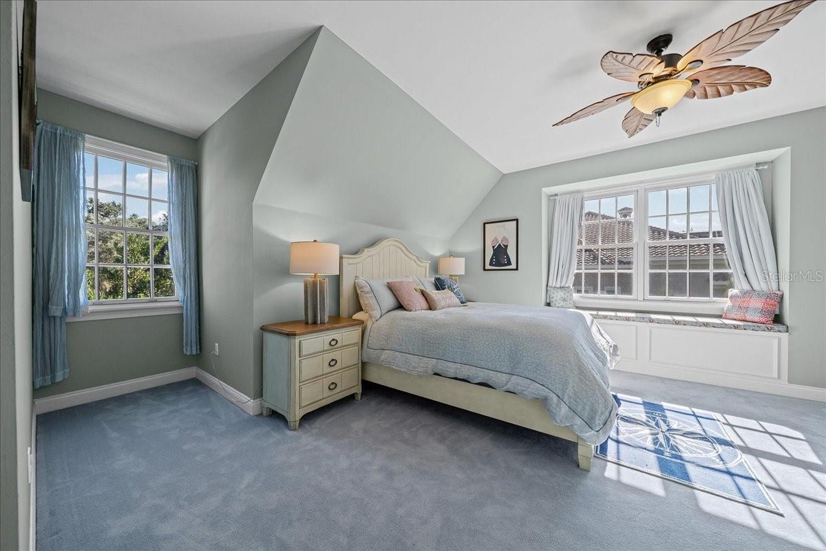 1200 PENINSULA DR, TAVARES, FL, 32778