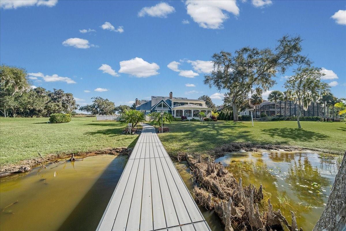 1200 PENINSULA DR, TAVARES, FL, 32778