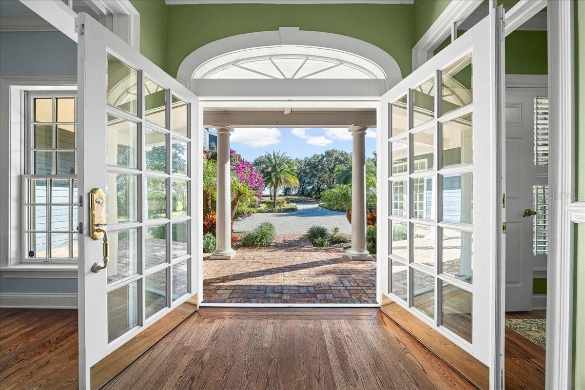 1200 PENINSULA DR, TAVARES, FL, 32778