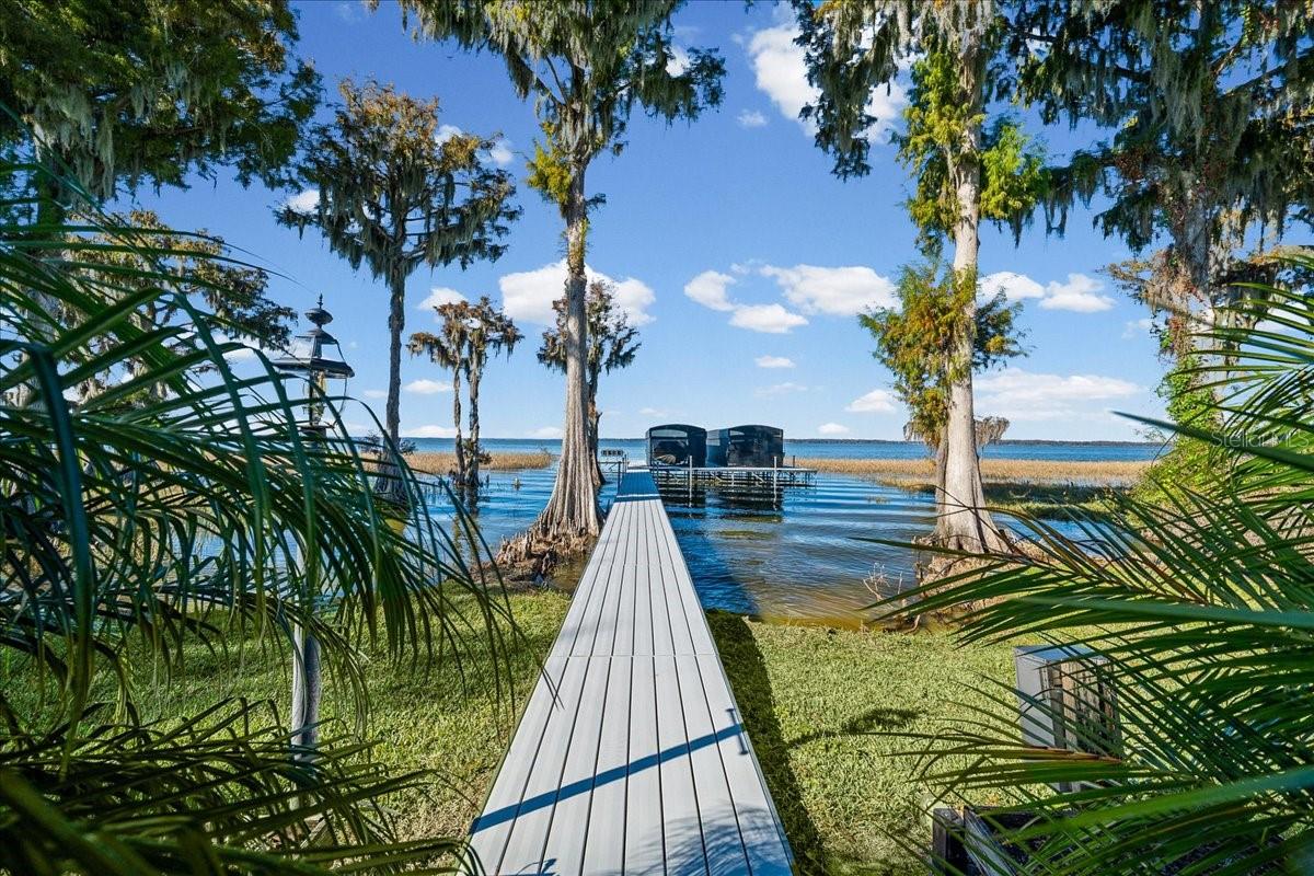 1200 PENINSULA DR, TAVARES, FL, 32778