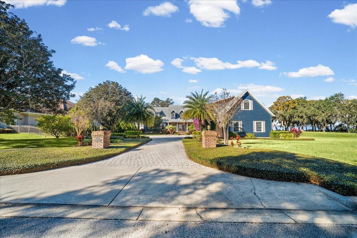 1200 PENINSULA DR, TAVARES, FL, 32778