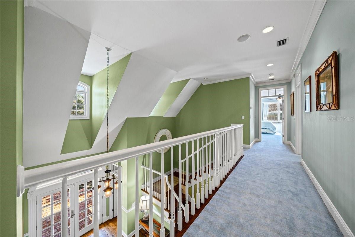 1200 PENINSULA DR, TAVARES, FL, 32778