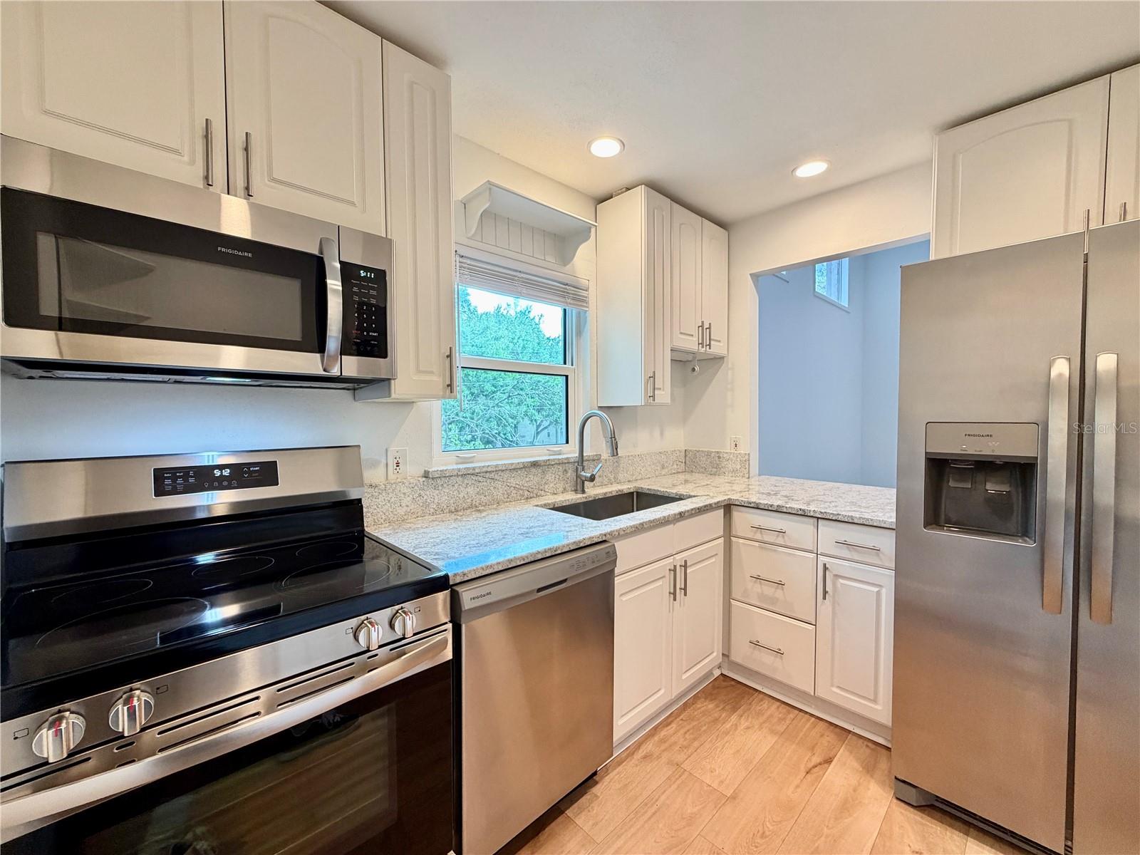 1011 S MOODY AVE #12, TAMPA, FL, 33629
