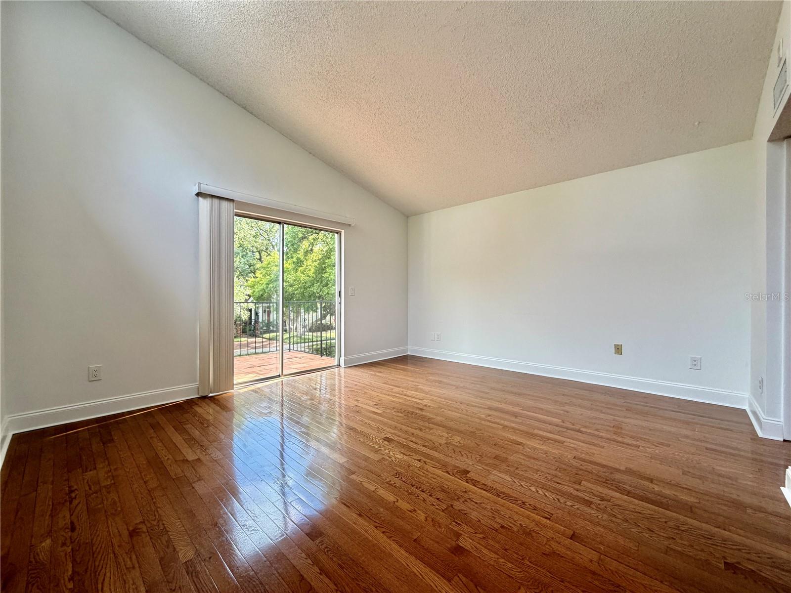 1011 S MOODY AVE #12, TAMPA, FL, 33629
