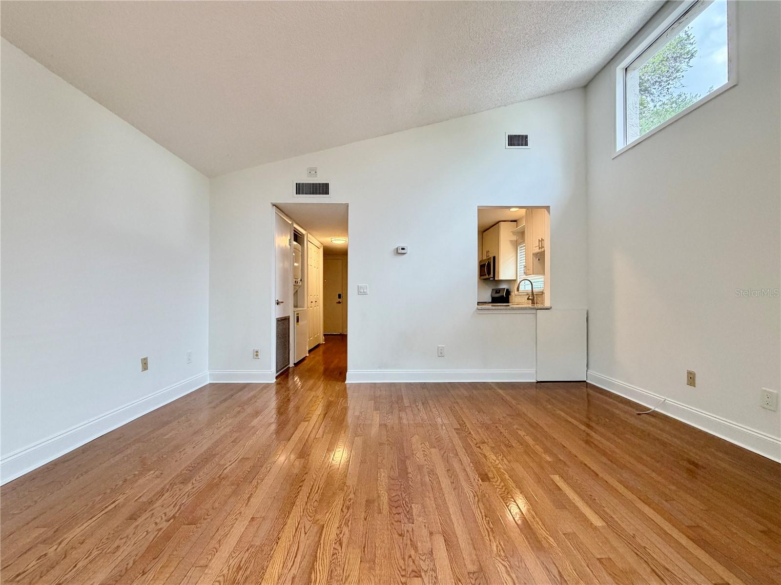 1011 S MOODY AVE #12, TAMPA, FL, 33629
