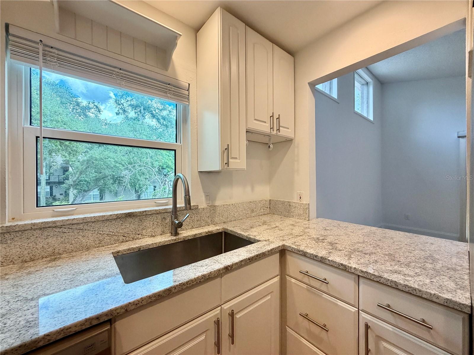 1011 S MOODY AVE #12, TAMPA, FL, 33629