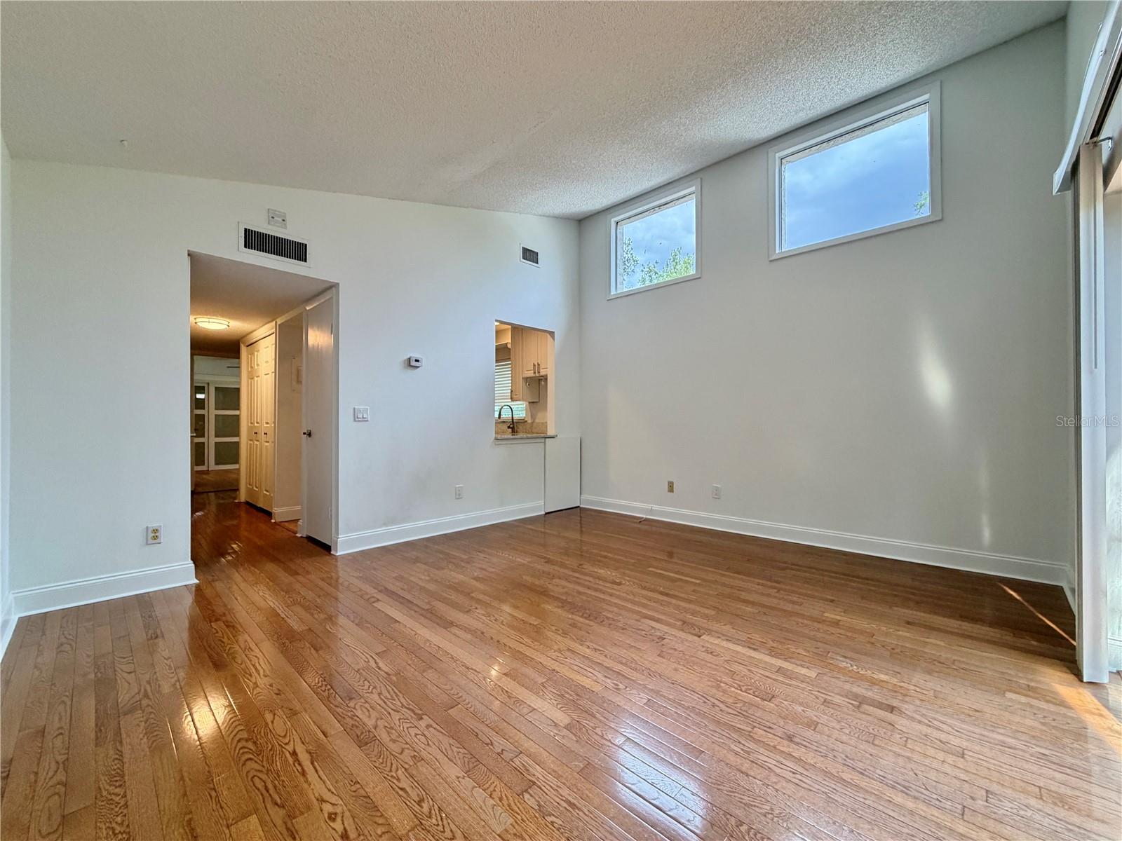 1011 S MOODY AVE #12, TAMPA, FL, 33629