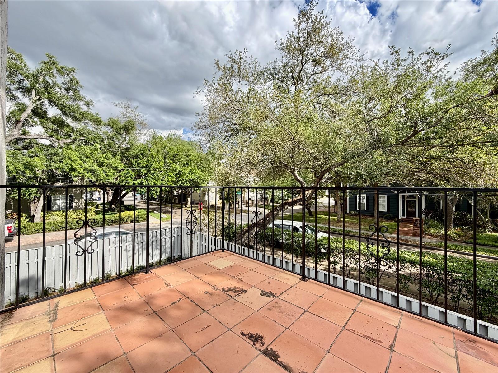 1011 S MOODY AVE #12, TAMPA, FL, 33629