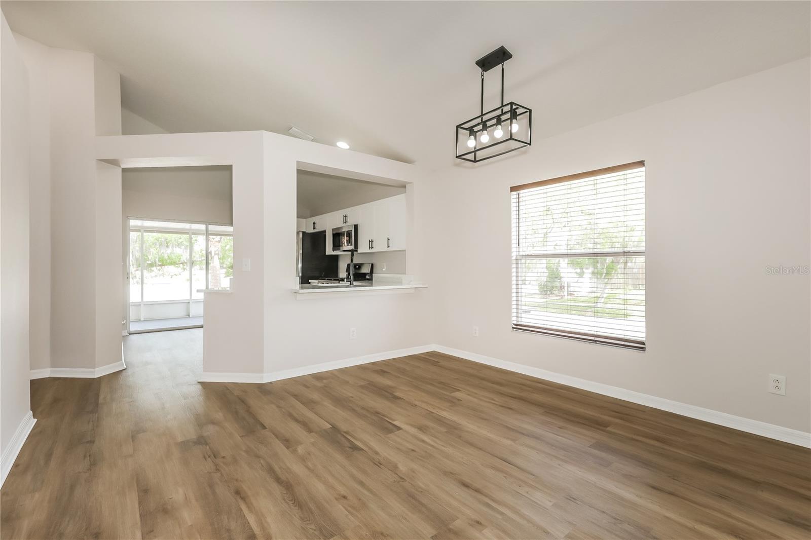 208 SUMMER SAILS DR, VALRICO, FL, 33594
