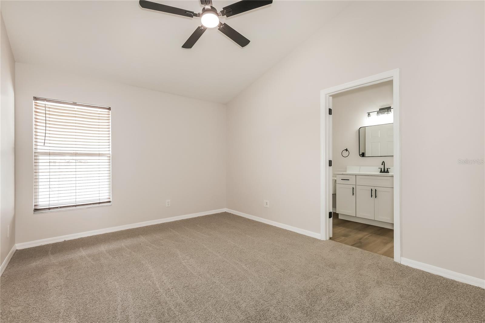 208 SUMMER SAILS DR, VALRICO, FL, 33594