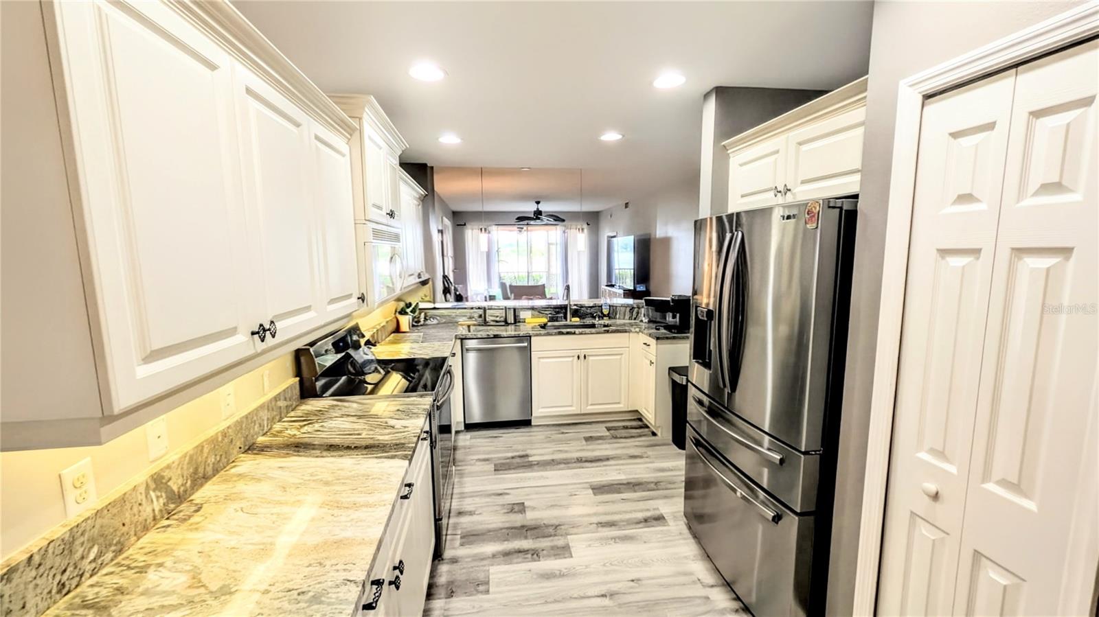 5687 KEY LARGO CT #5687, BRADENTON, FL, 34203