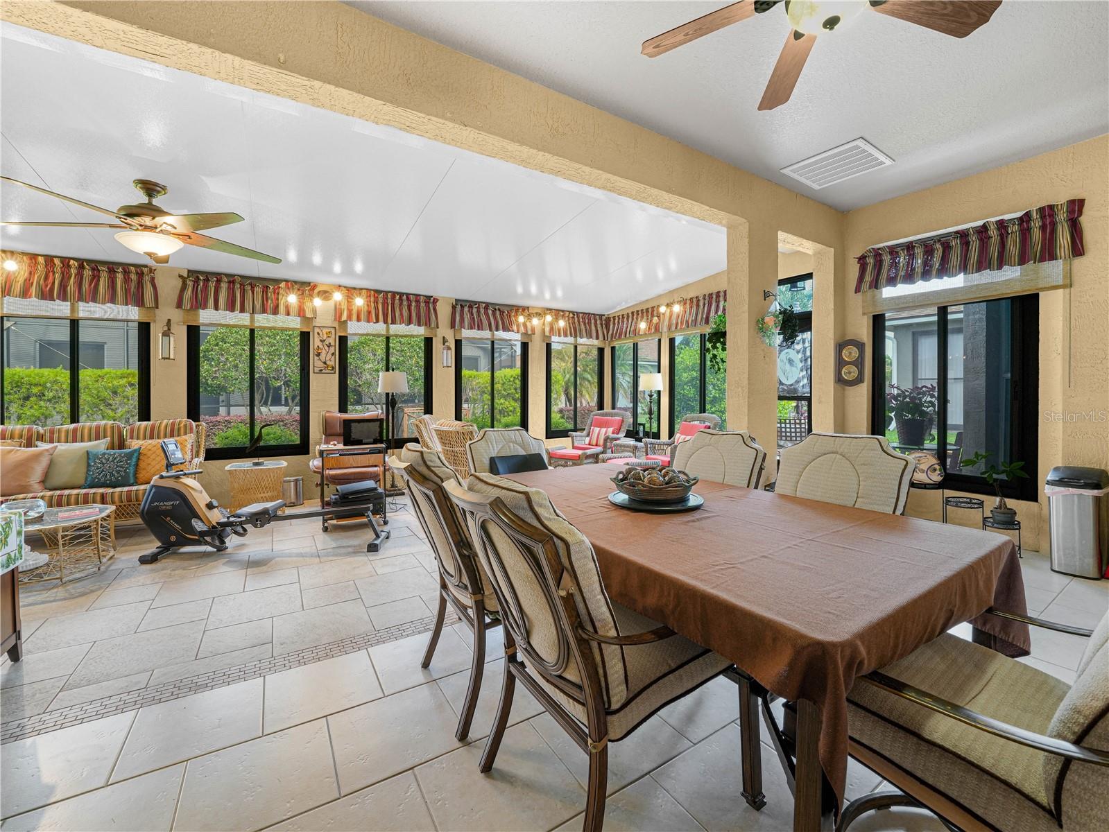5352 NICKLAUS DR, WINTER HAVEN, FL, 33884