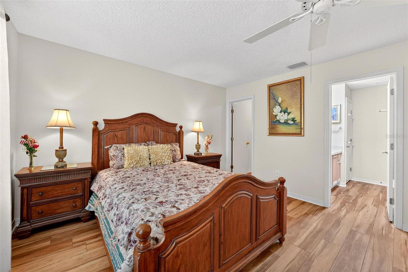 1088 GENNESSE LN, THE VILLAGES, FL, 32162