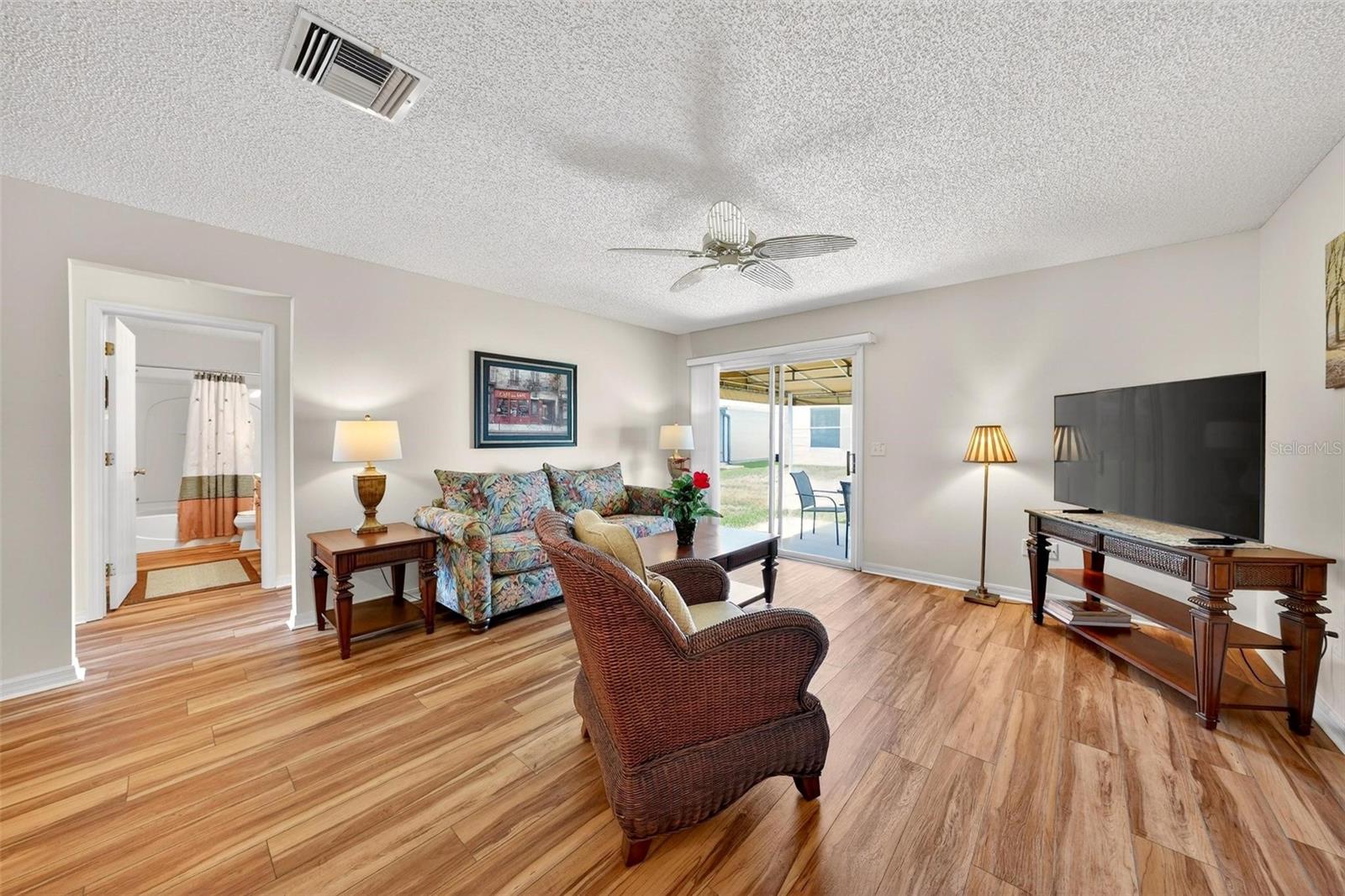 1088 GENNESSE LN, THE VILLAGES, FL, 32162