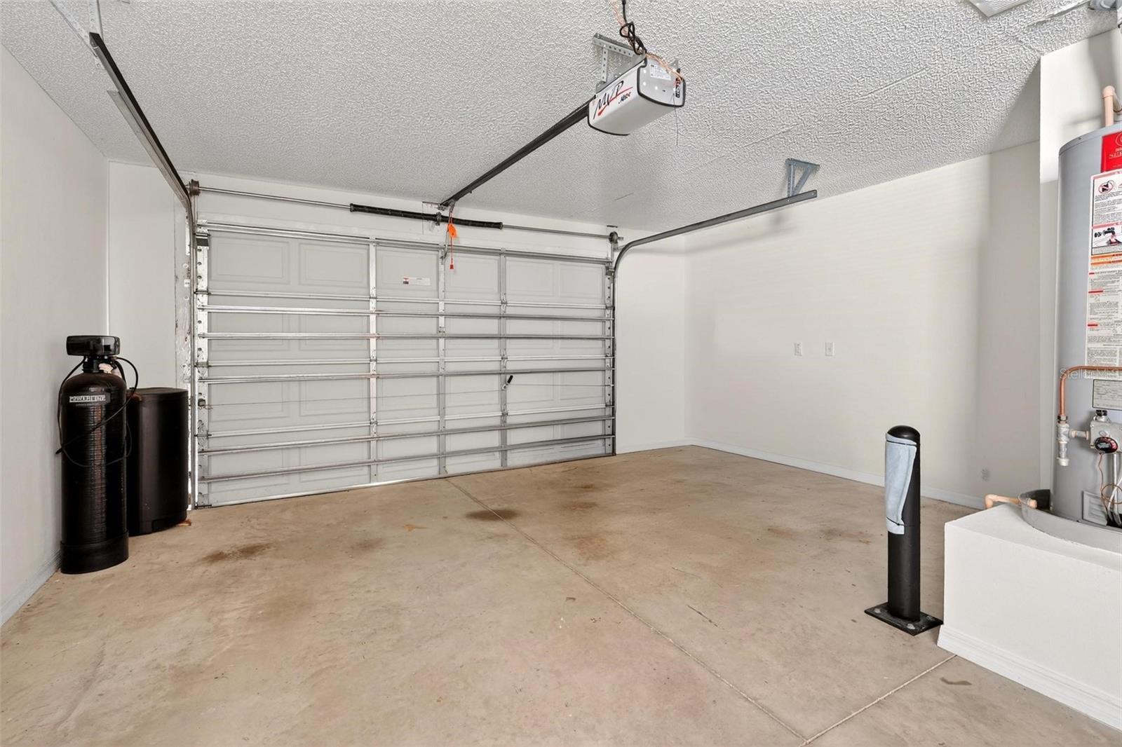 1088 GENNESSE LN, THE VILLAGES, FL, 32162
