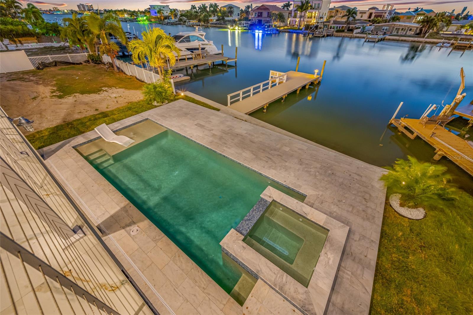 11460 7TH ST E, TREASURE ISLAND, FL, 33706