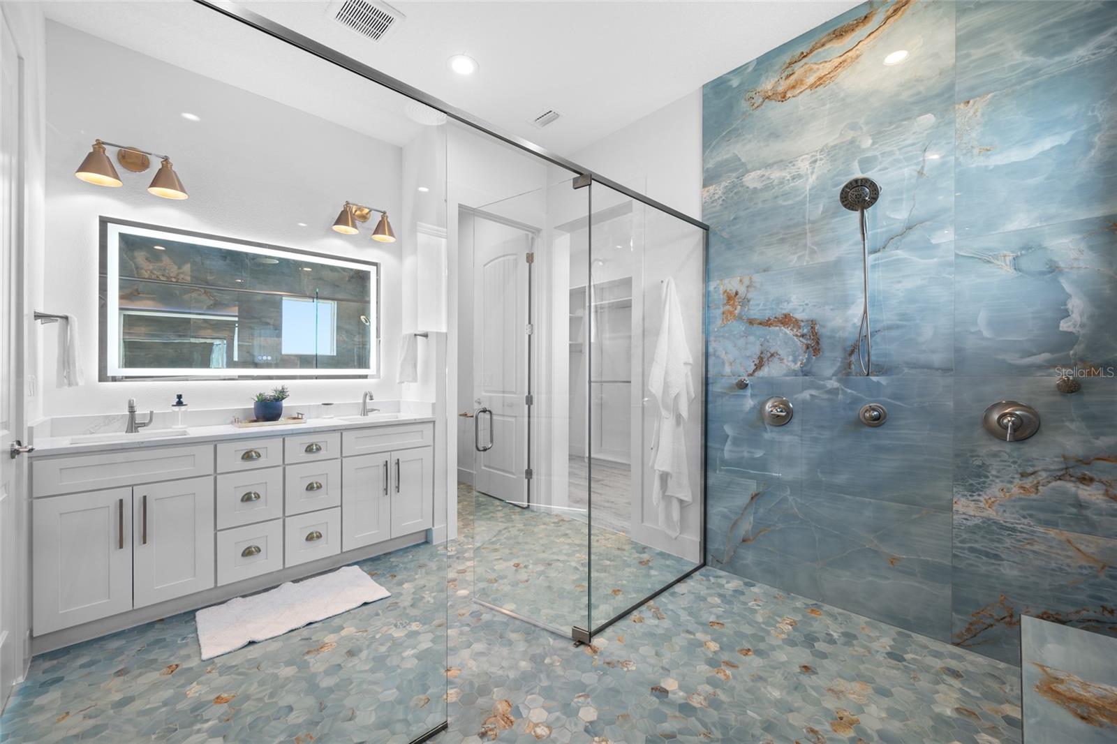 11460 7TH ST E, TREASURE ISLAND, FL, 33706