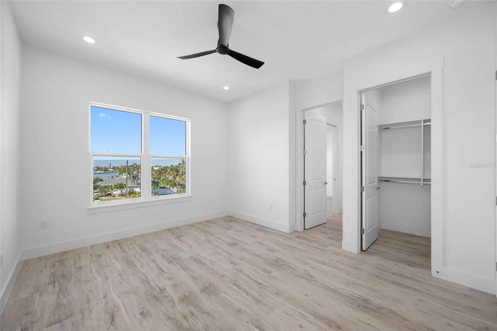 11460 7TH ST E, TREASURE ISLAND, FL, 33706