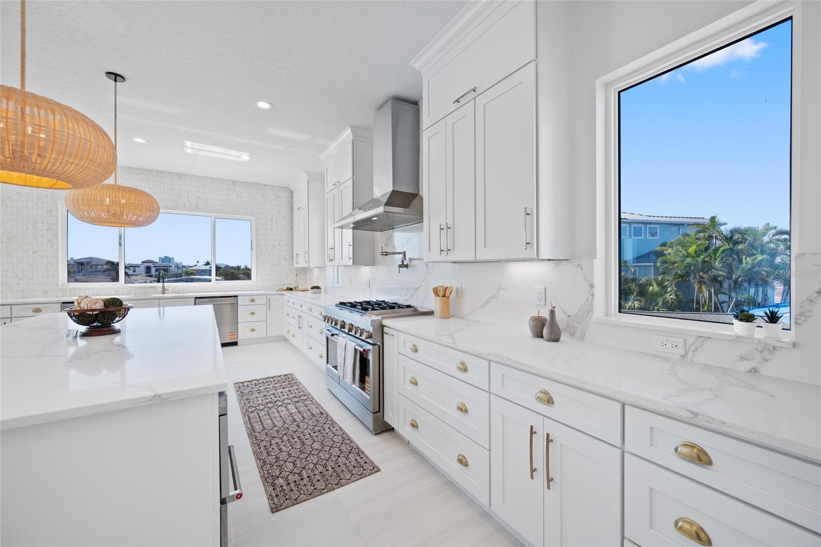 11460 7TH ST E, TREASURE ISLAND, FL, 33706
