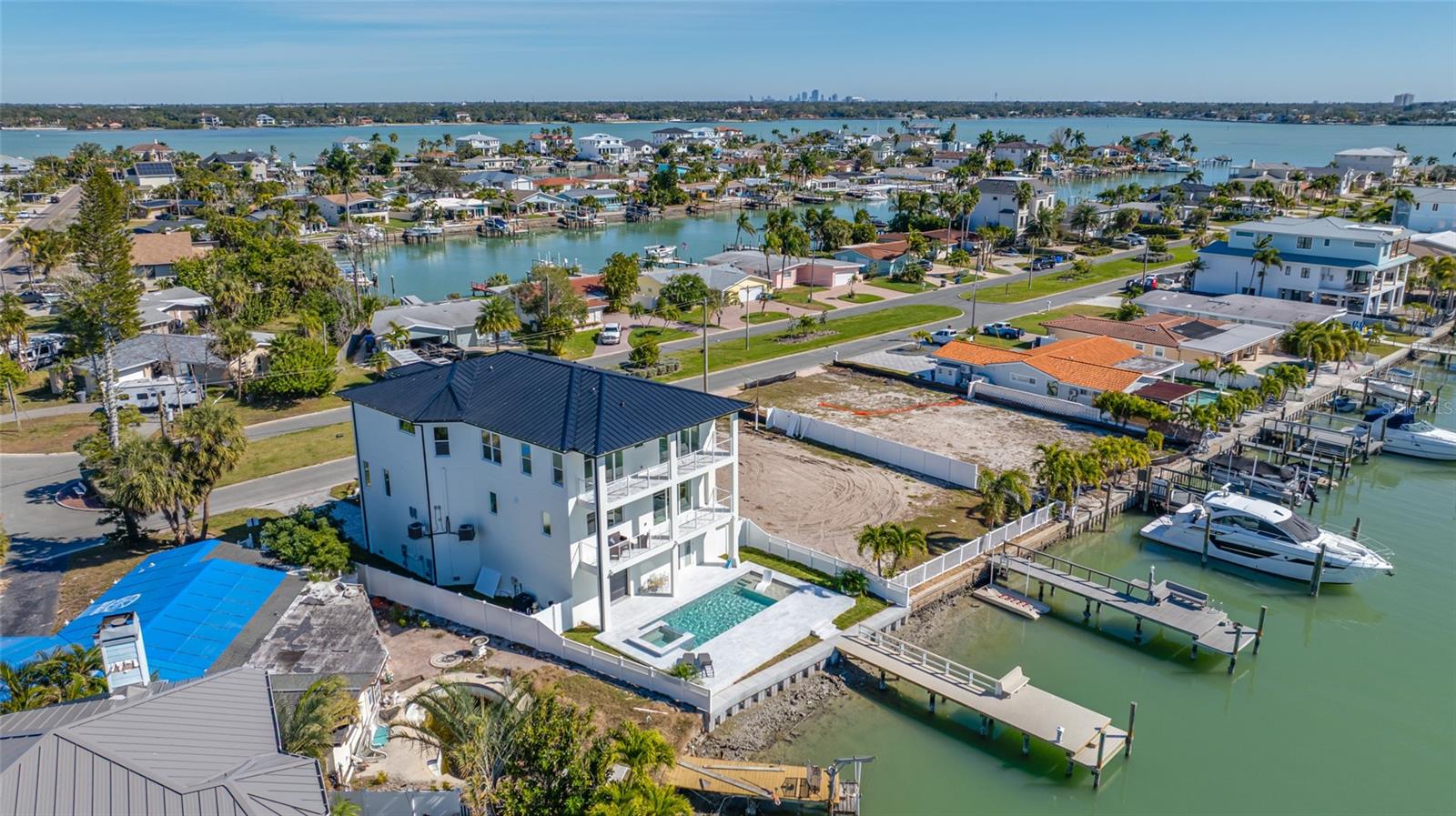 11460 7TH ST E, TREASURE ISLAND, FL, 33706