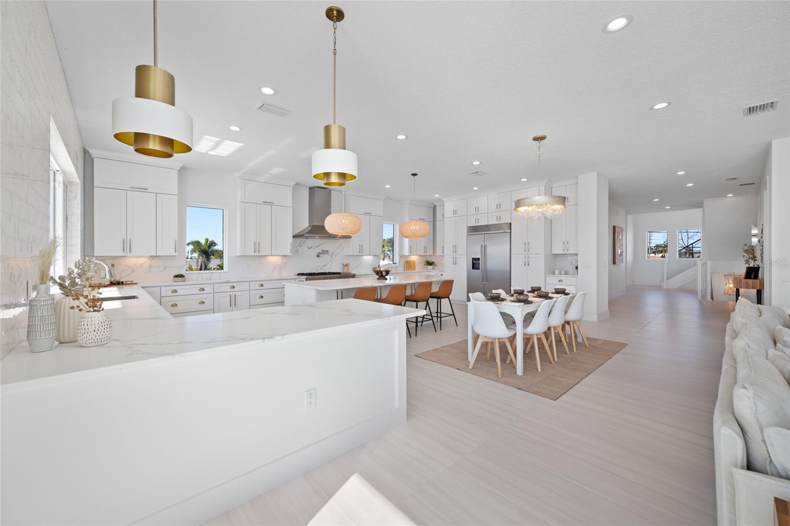 11460 7TH ST E, TREASURE ISLAND, FL, 33706