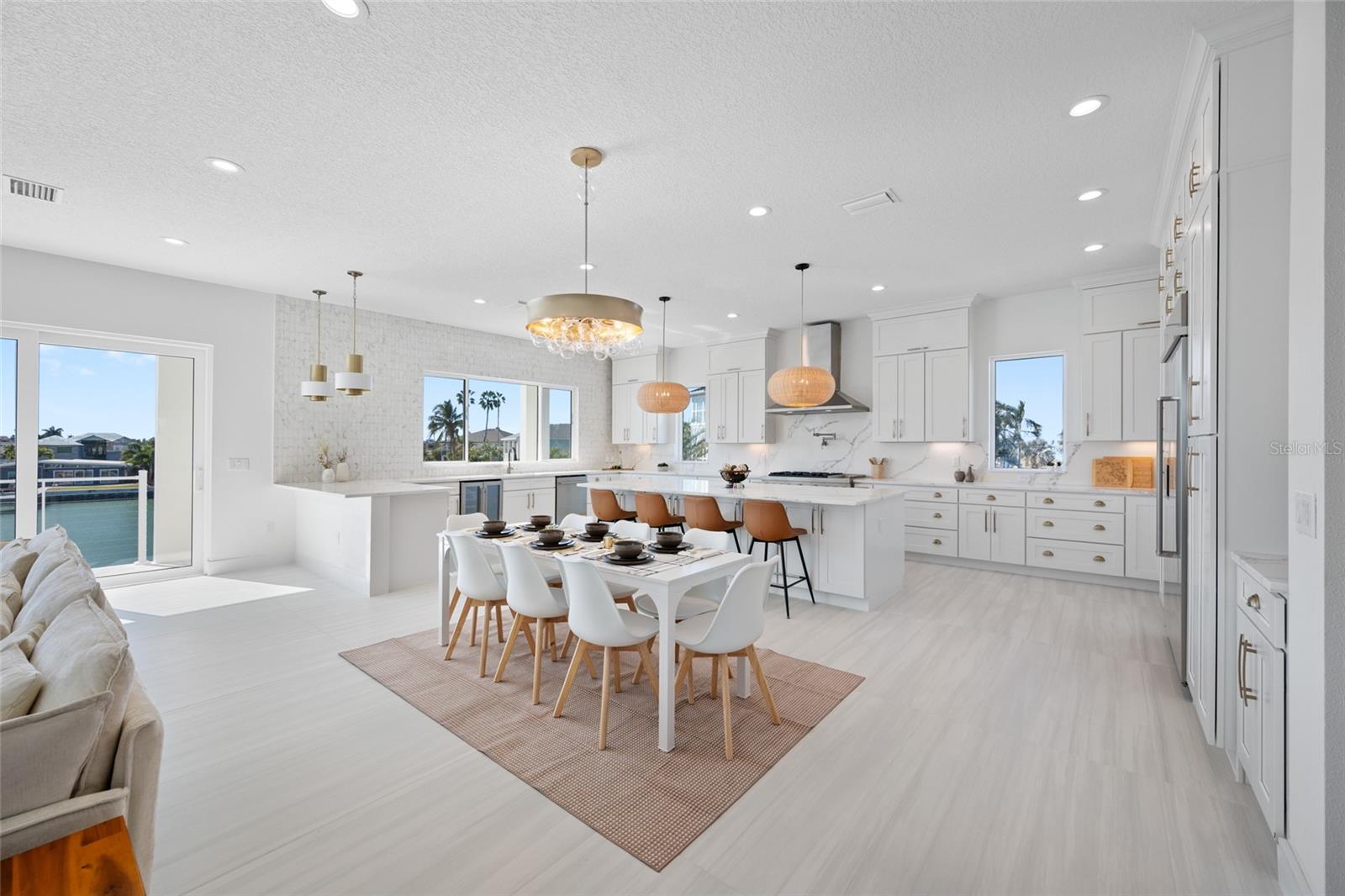 11460 7TH ST E, TREASURE ISLAND, FL, 33706
